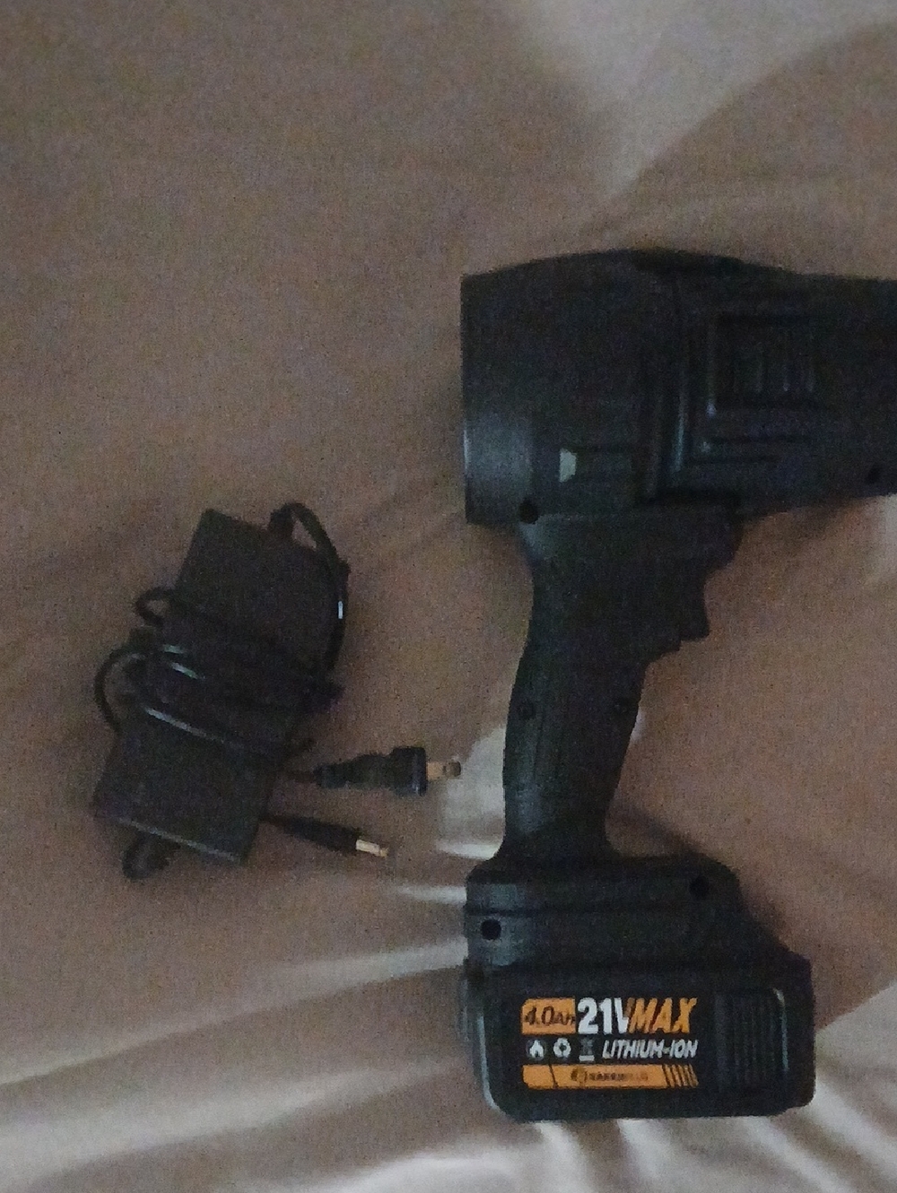 21V Max Lithium-Ion Cordless Drill (Black)